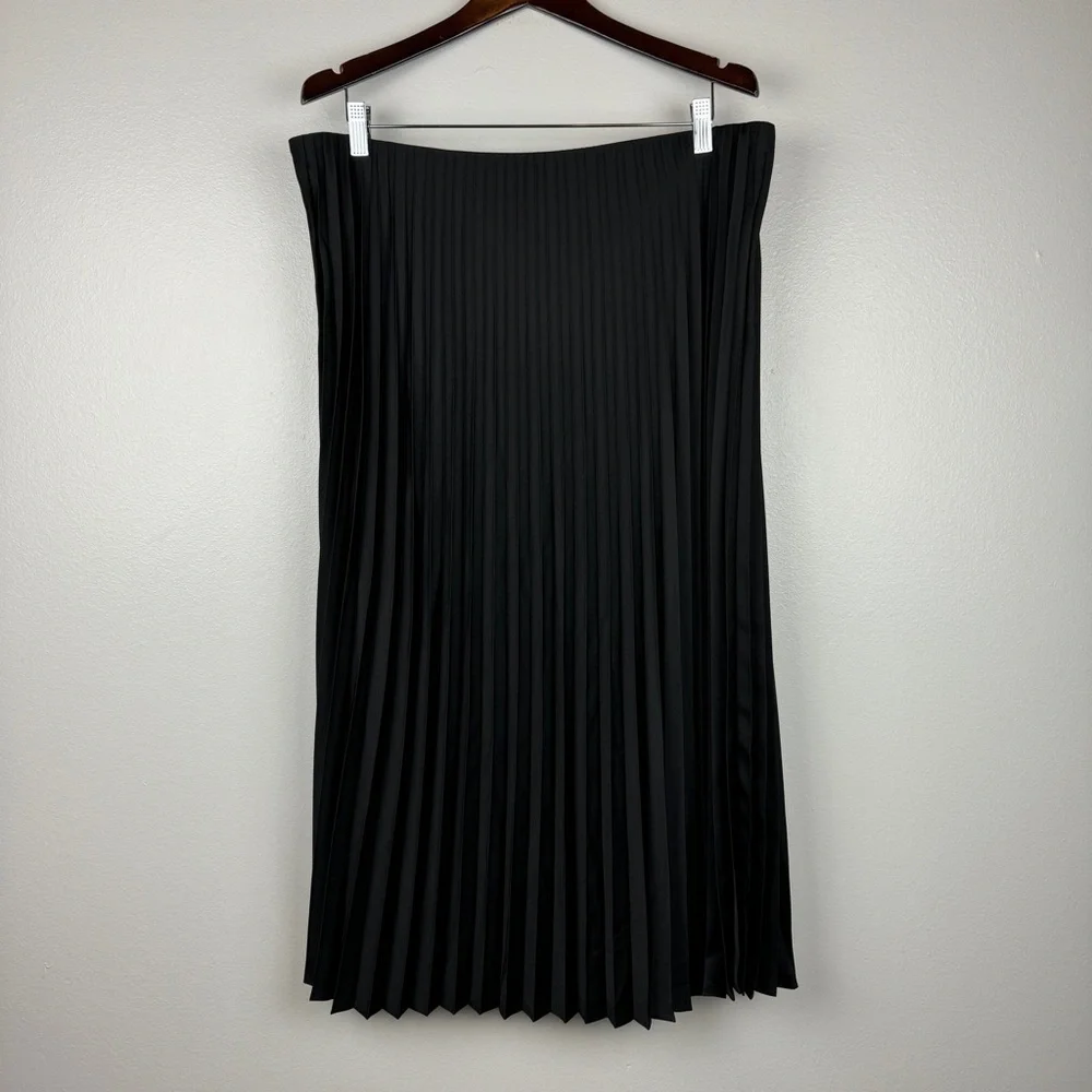 J. Crew Gwyneth Pleated Lightweight Slip Skirt Black Size XL NWT